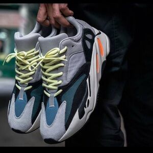 ADIDAS YEEZY BOOST 700 LOW WAVE RUNNER Gray/Black Size 12.5